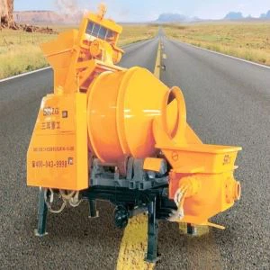 Pembancuh Konkrit Mudah Alih dengan Pam